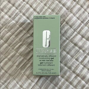 Clinique Moisturizing Gel